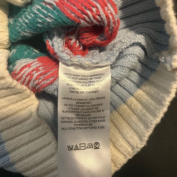 Urban Outfitters V-Neck Sweater Blue Red - Picture 9 of 10